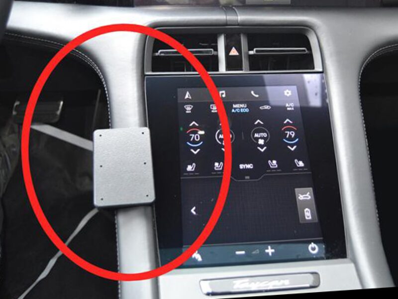 Brodit ProClip Porsche Taycan