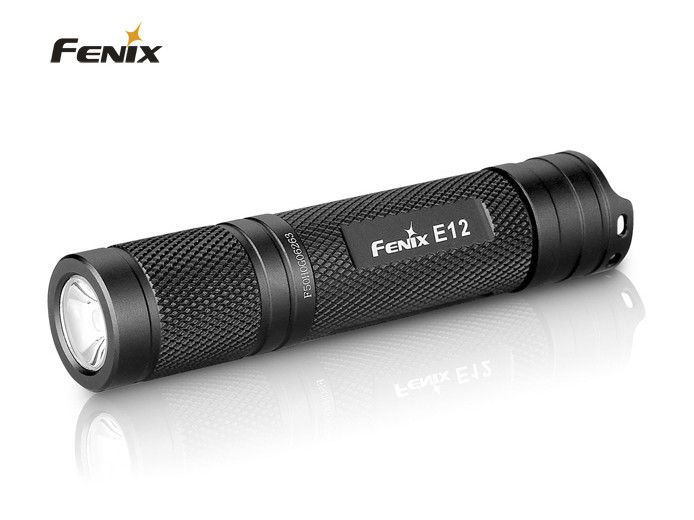 Fenix Ficklampa E12