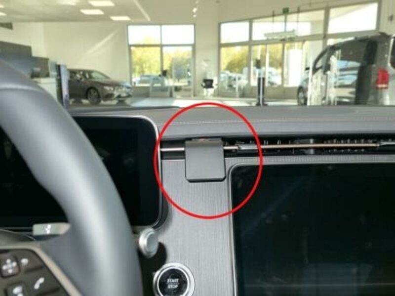 Brodit ProClip Mercedes Benz EQS, EQE