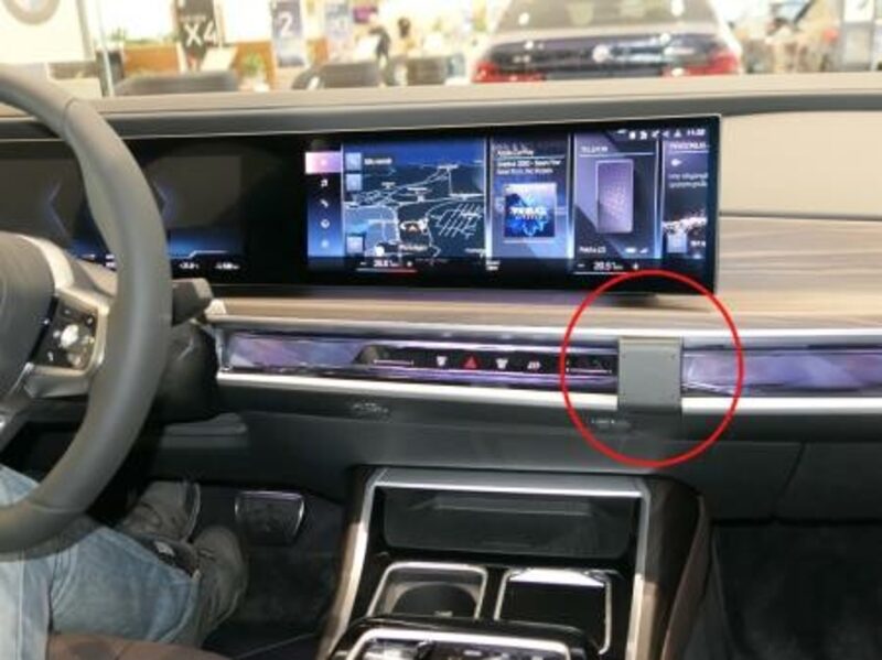 Brodit ProClip BMW i7