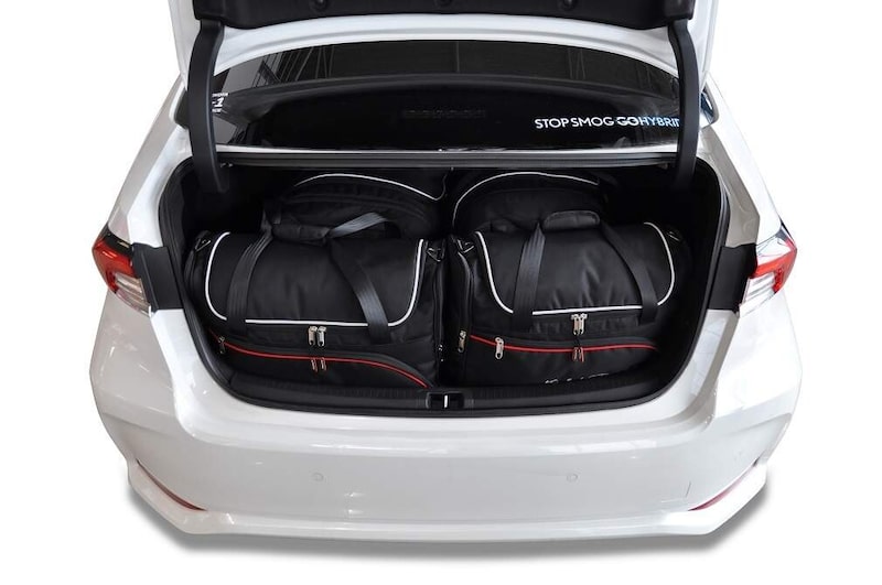 KJUST Bilväskor till Toyota Corolla Limousine 2019-