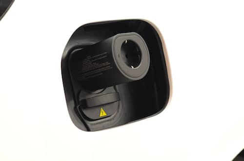 Xpeng Adapter Vehicle to Load