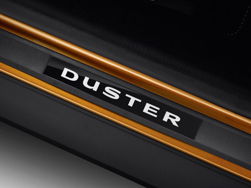 Dacia Original Instegslister