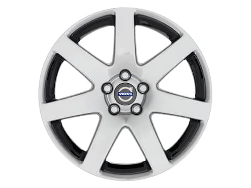 Volvo Original Venator 8 x 18"