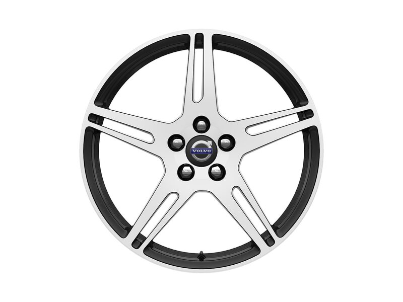 Volvo Original Ymir 8 x 18"