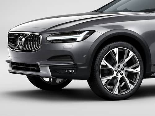 Volvo Original 7-Open Spoke Matt Tech Black Diamond Cut