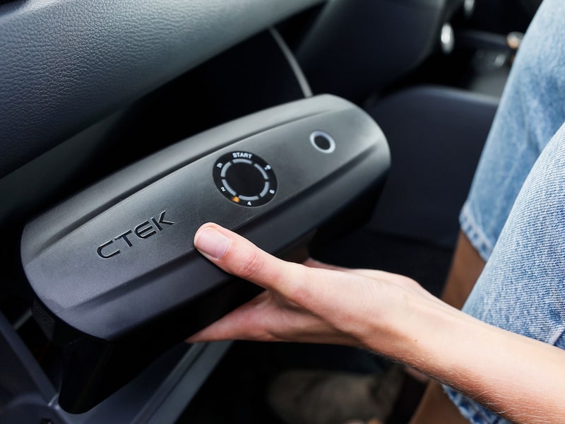 CTEK Batteriladdare CS FREE